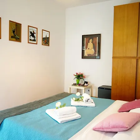 Casa Franciska - Apartment Near Trastevere & Villa Pamphili-3
